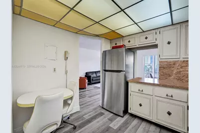 200 Diplomat Pkwy #432, Hallandale Beach, FL 33009 - Photo 10