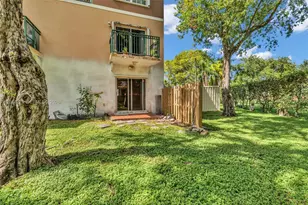 10018 Hammocks Blvd, Miami, FL 33196 - Photo 8