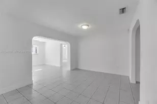 7125 SW 93rd Ct, Miami, FL 33173 - Photo 12