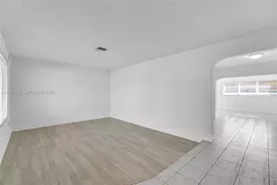 7125 SW 93rd Ct, Miami, FL 33173 - Photo 4