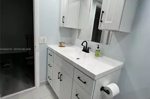 3745 SW 59th Ave, Davie, FL 33314 - Photo 12