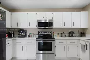 14606 SW 122nd Pl, Miami, FL 33186 - Photo 6