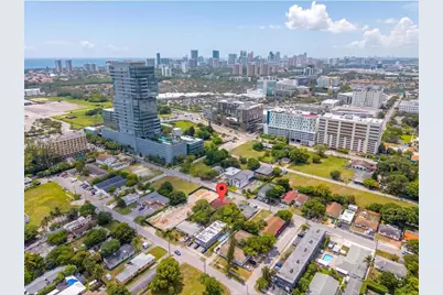 211 SE 10th St, Hallandale Beach, FL 33009 - Photo 28