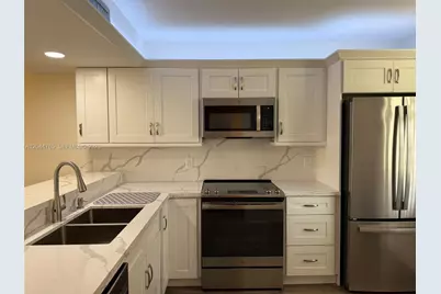 1705 Whitehall Dr #403, Davie, FL 33324 - Photo 22
