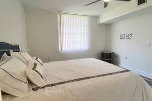 1705 Whitehall Dr, Davie, FL 33324 - Photo 26