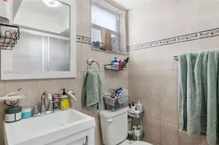 110 Fontainebleau Blvd, Miami, FL 33172 - Photo 8