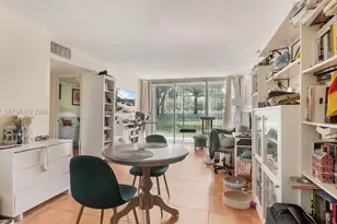 110 Fontainebleau Blvd, Miami, FL 33172 - Photo 1