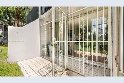 110 Fontainebleau Blvd #101, Miami, FL 33172 - Photo 20