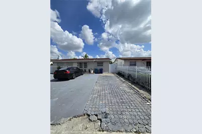 4255 NW 167th Ter #EFF, Miami Gardens, FL 33055 - Photo 2