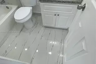 13685 NE 10th Ave, North Miami, FL 33161 - Photo 14