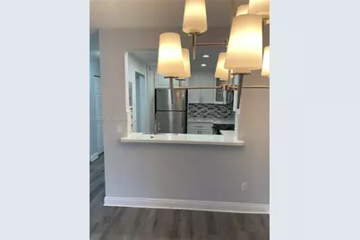 13685 NE 10th Ave #301, North Miami, FL 33161 - Photo 4