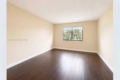 405 Lakeview Dr #202, Weston, FL 33326 - Photo 8