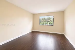 405 Lakeview Dr, Weston, FL 33326 - Photo 8