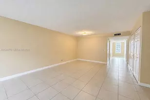 405 Lakeview Dr, Weston, FL 33326 - Photo 6