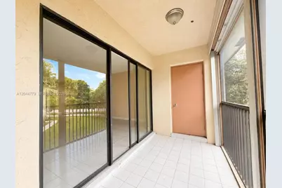 405 Lakeview Dr #202, Weston, FL 33326 - Photo 16
