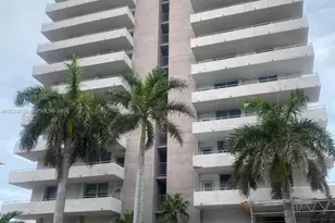 9225 Collins Ave, Surfside, FL 33154 - Photo 1