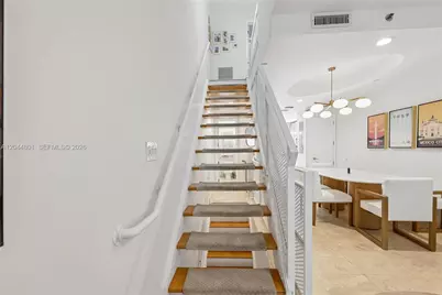 204 Washington Ave #13, Miami Beach, FL 33139 - Photo 10