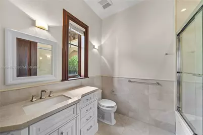 150 Edgewater Dr, Coral Gables, FL 33133 - Photo 50