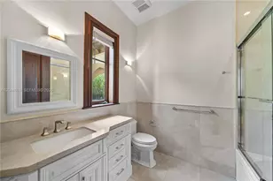 150 Edgewater Dr, Coral Gables, FL 33133 - Photo 50