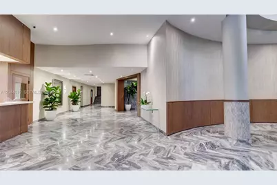 5401 Collins Ave #928, Miami Beach, FL 33140 - Photo 54