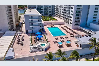 5401 Collins Ave #928, Miami Beach, FL 33140 - Photo 40