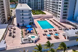 5401 Collins Ave, Miami Beach, FL 33140 - Photo 40