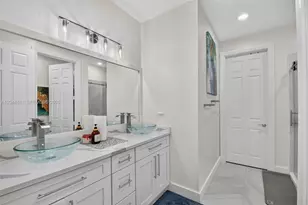 810 N 3rd Ave N, Lake Worth, FL 33460 - Photo 30