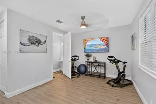 810 N 3rd Ave N, Lake Worth, FL 33460 - Photo 12