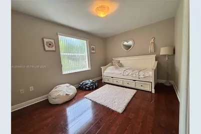9109 Dupont Pl, Wellington, FL 33414 - Photo 24