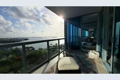 601 NE 36th St #1306, Miami, FL 33137 - Photo 14