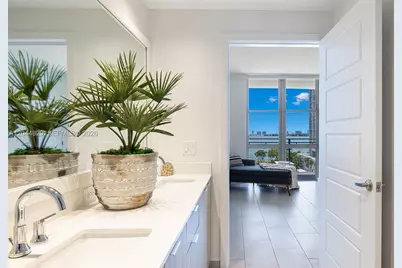 2150 N Bayshore Dr #1602, Miami, FL 33137 - Photo 6