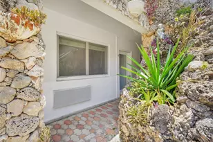 320 85th St, Miami Beach, FL 33141 - Photo 4