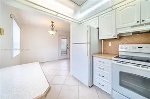 642 N Normandy N, Delray Beach, FL 33484 - Photo 8