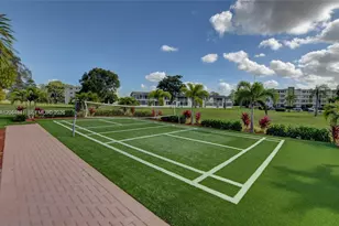 340 S Oakridge S, Deerfield Beach, FL 33442 - Photo 28
