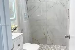 340 S Oakridge S, Deerfield Beach, FL 33442 - Photo 12