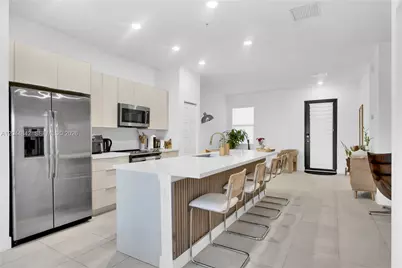 7819 NW 104th Ave #23, Doral, FL 33178 - Photo 1