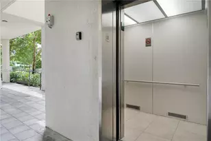 7819 NW 104th Ave, Doral, FL 33178 - Photo 28
