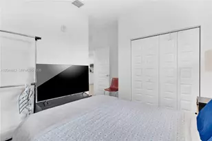7819 NW 104th Ave, Doral, FL 33178 - Photo 10