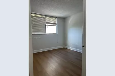 [Address not provided], Miami, FL 33193 - Photo 18