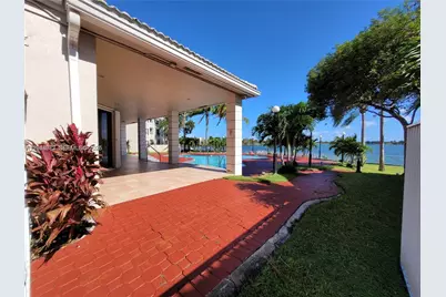 2890 N Oakland Forest Dr #102, Oakland Park, FL 33309 - Photo 20