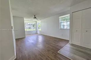 2890 N Oakland Forest Dr, Oakland Park, FL 33309 - Photo 6
