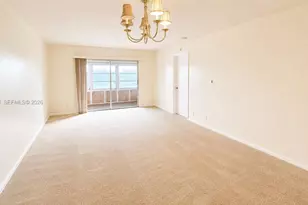 12900 SW 13th St, Pembroke Pines, FL 33027 - Photo 8