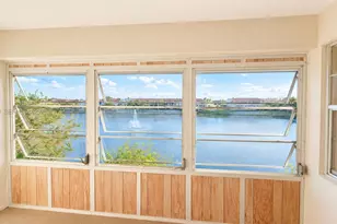 12900 SW 13th St, Pembroke Pines, FL 33027 - Photo 16
