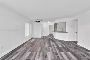 2341 NW 33rd St, Oakland Park, FL 33309 - Photo 8