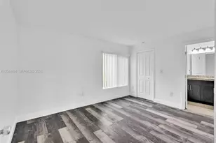 2341 NW 33rd St, Oakland Park, FL 33309 - Photo 22