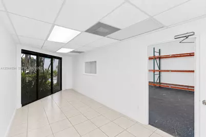 10297 NW 46th St #1A, Sunrise, FL 33351 - Photo 14