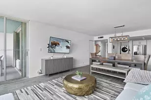 400 South Pointe Dr, Miami Beach, FL 33139 - Photo 12
