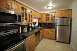 8415 SW 107th Ave, Miami, FL 33173 - Photo 18