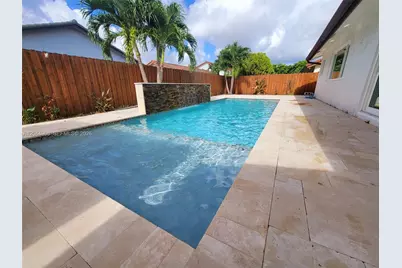 6324 NW 201st Ln, Hialeah, FL 33015 - Photo 26