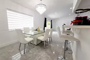 6324 NW 201st Ln, Hialeah, FL 33015 - Photo 10